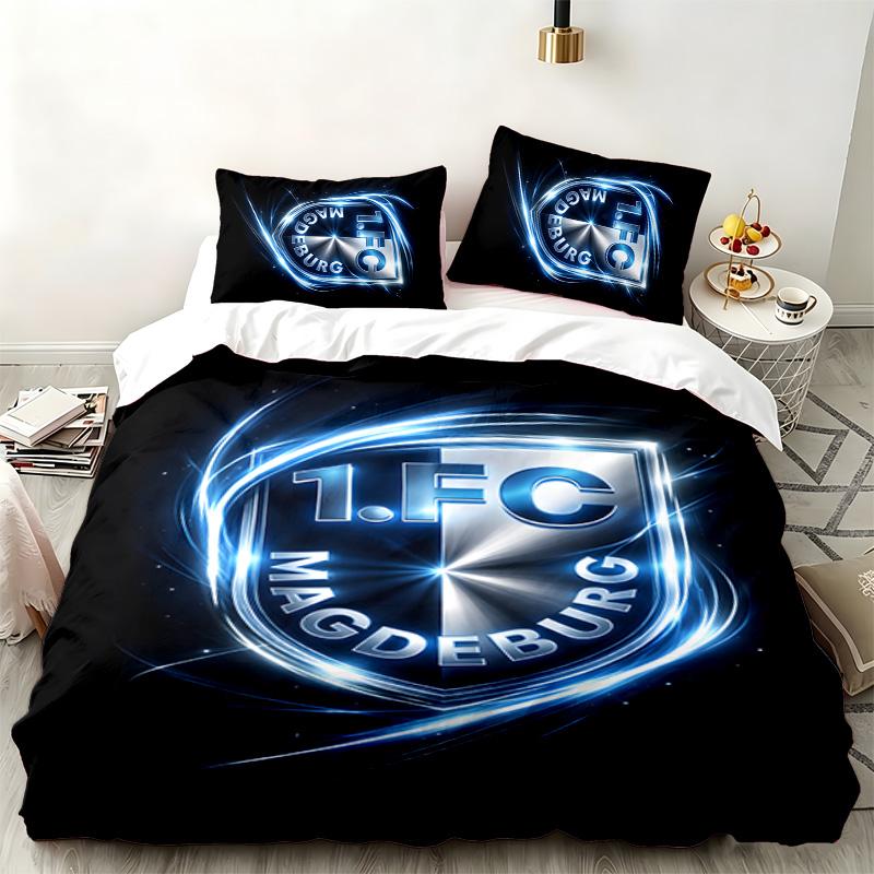 1. FC Magdeburg 3pc set Perfect for bedroom use Comfortable bedding set includes a duvet cover and two pillowcases Ideal birthday or Christmas gift