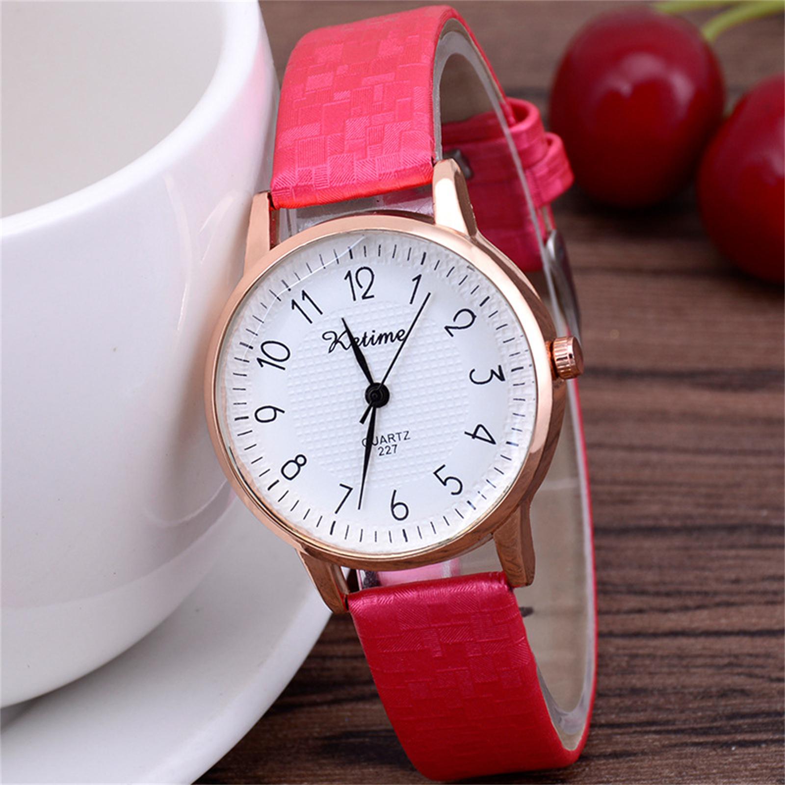 

Женские модные кожаные часы One Size