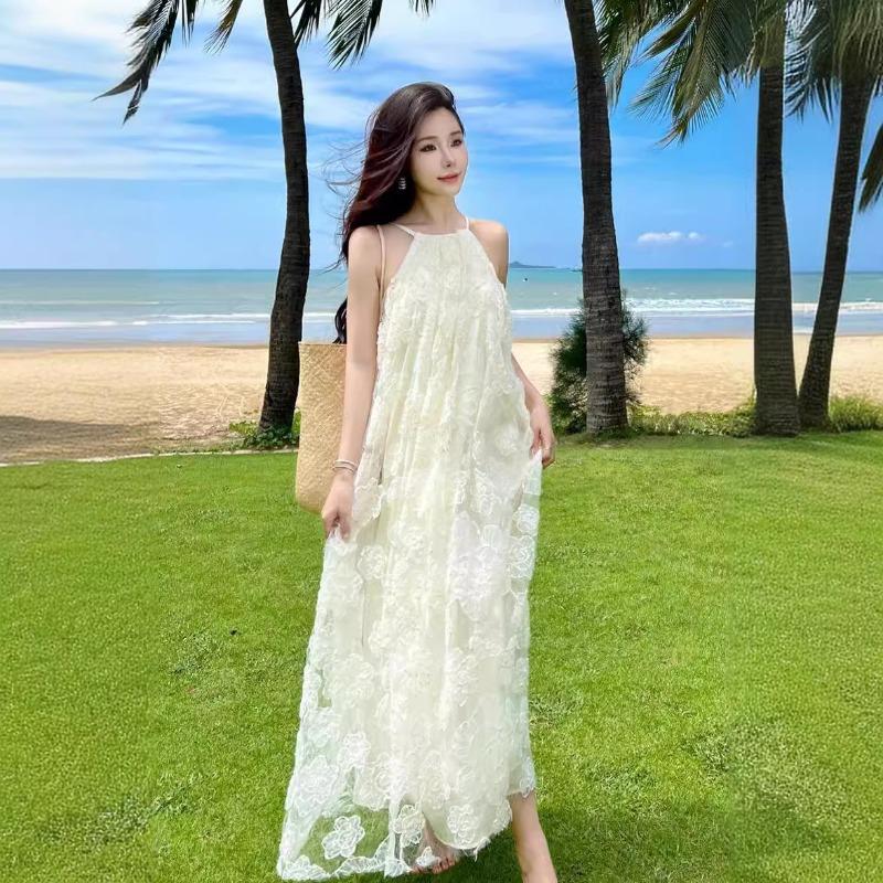 French Neck Dress High-end Tube Top Embroidered Flower Skirt Fairy Fairy Seaside Vacation Dress