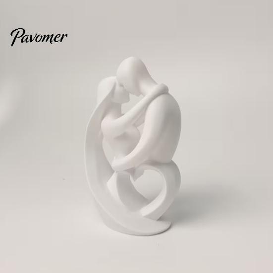 Elegant Abstract Love Statues 3D Printed Couple Embrace Statue, Heart Hollow Figurine, Minimalist Decorative Entrance Table White Art Sculpture