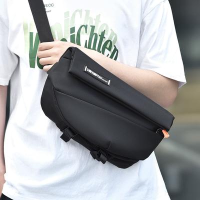 Mode-Patchwork-Schultertasche für Herren, große Kapazität, Brusttasche, langlebig, eine Schulter, Sporttasche