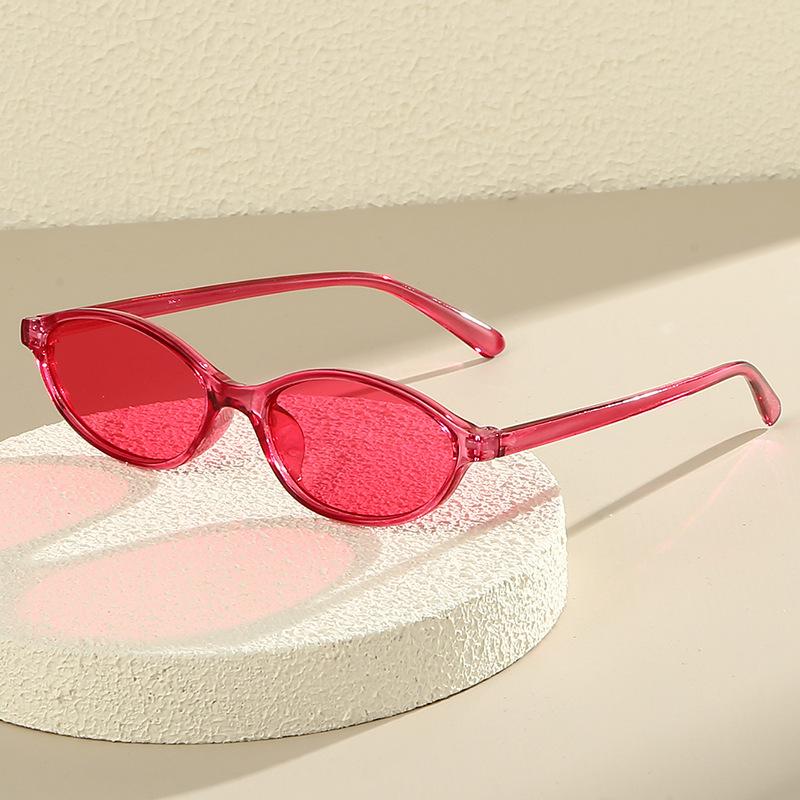 Vintage Small Cat Eye Sunglasses New Leopard Black Designer Small Oval Sun Glasses Retro Fashion Women Sunscreen Glasses Uv400