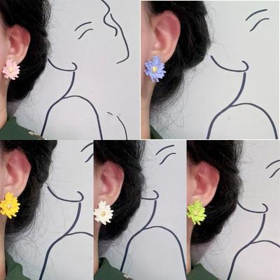 Early Spring New Dopamine Flower Stamen Stud Earrings Fashionable and Sweet Simple Earrings Versatile High-end Earrings