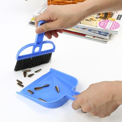 Set scopa piccola Mini scopa piccola domestica portatile piccoli riassunti desktop pulizia pala della spazzatura in plastica piccola paletta