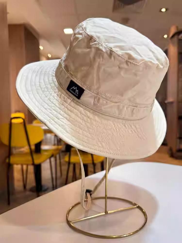 

Sunshade Fishing Stylish Hat Unisex Adjustable Head Circumference Climbing Hat білий