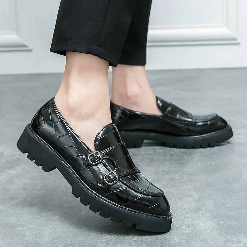 Zapatos de vestir de fiesta de moda urbana para hombre, con suela gruesa y puntera reforzada. Zapatos casuales de cuero genuino para hombre, modelo 2024.