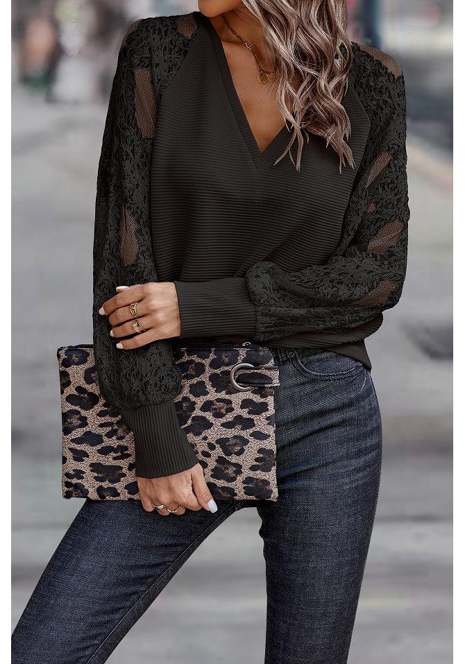 

European & American Women s V-neck Lace Knitwear - Loose Casual Tops for Spring/Summer 2026 Large