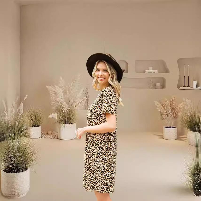 

2024 Spring/Summer Leopard Print Loose Round Neck Short Sleeve Dress M