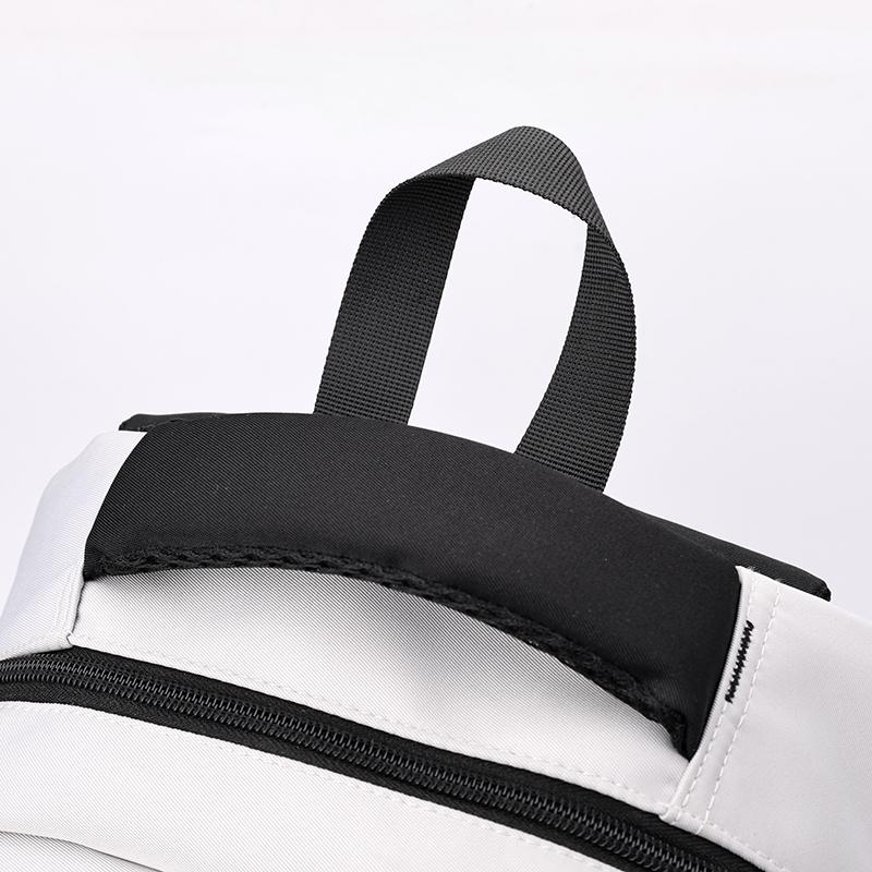 Stylish Urban Backpack with Multiple Pockets and Compartment