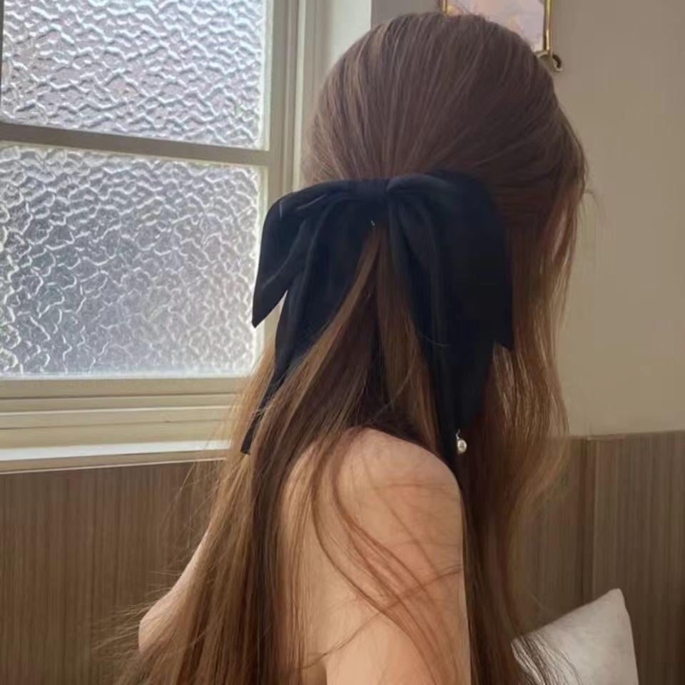 2023 Satin-Feeling Große Schleife Haarspange: Elegante Seidenband-Krokodilklemme