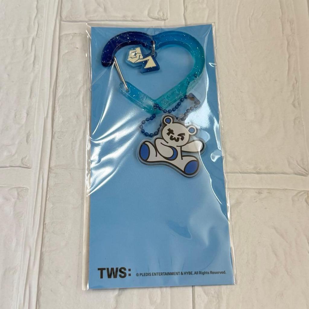 [USED] tws Pop-up Carabiner Bear