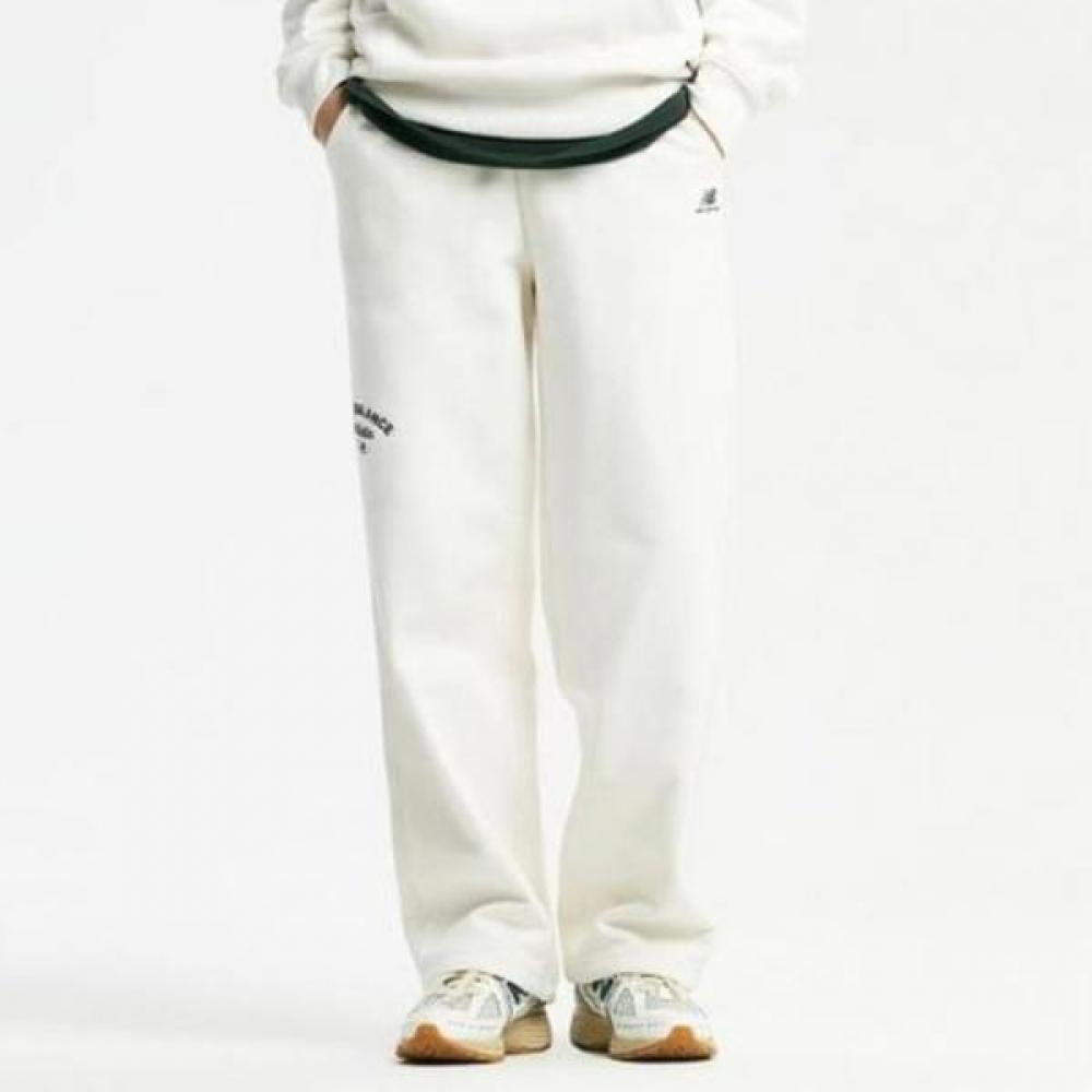 

New Balance Pants Brushed Straight Pants Nbmld41913 39 90(XL)