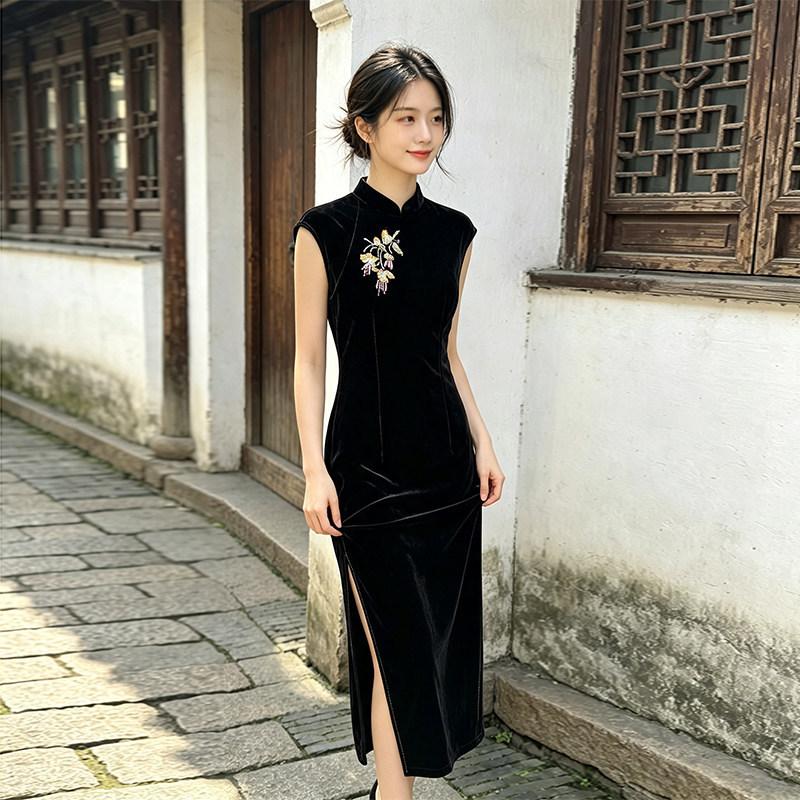 Black velvet sleeveless national style new Chinese style Suzhou long cheongsam improved young 1011 new women's high sense