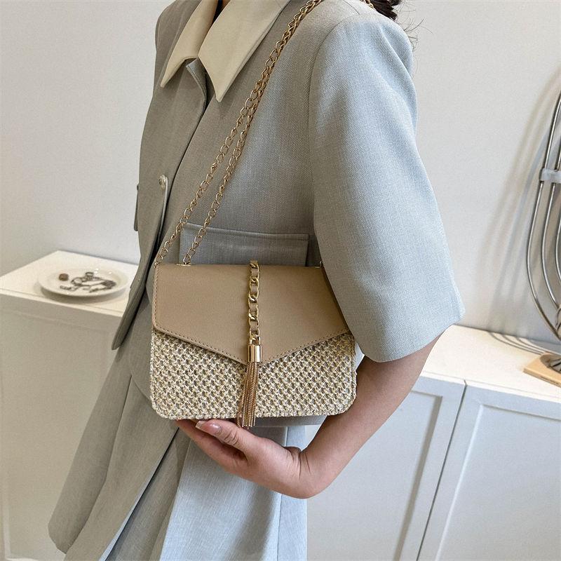 Summer Straw Woven Bag Women's Small Bag 2025 New Fashion Shoulder Woven Chain Foreign Style Messenger Versatile Small Square Bag