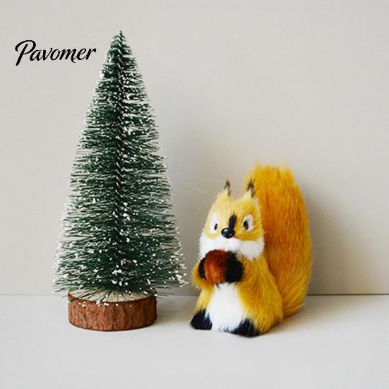 Realistic Squirrel Stuffed Toy Plush Hanging Ornament, Artificial Fur Animal Figurine for Christmas Cute Pendant Car Mirror Tree Decor, Rearview