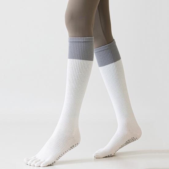 Five Toe Yoga Socks Women Breathable Cotton Knee High Socks Non Slip Sports Socks with Grips for Fitness Dancing Pilates Exercise