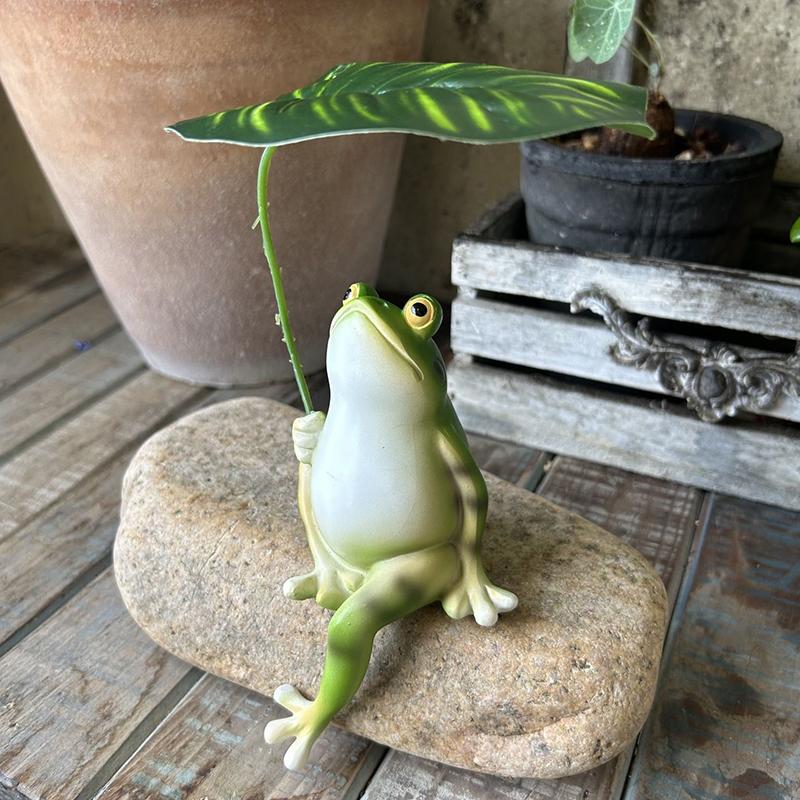 Cartoon Fun Cute Umbrella Frog Sculpture Jewelry Creative Lotus Leaf Frog Statue Aquarium Fish Tank Balcony Garden Decoration