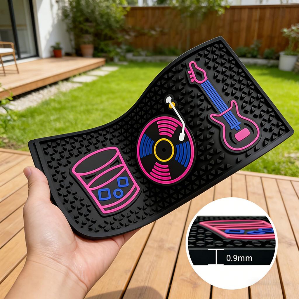 Traditional Appearance elastomer Drink Rest Pad With Liquid footpaths Excellent For Dining exteriors And Portable utilizes 61 5x15 1cm Black