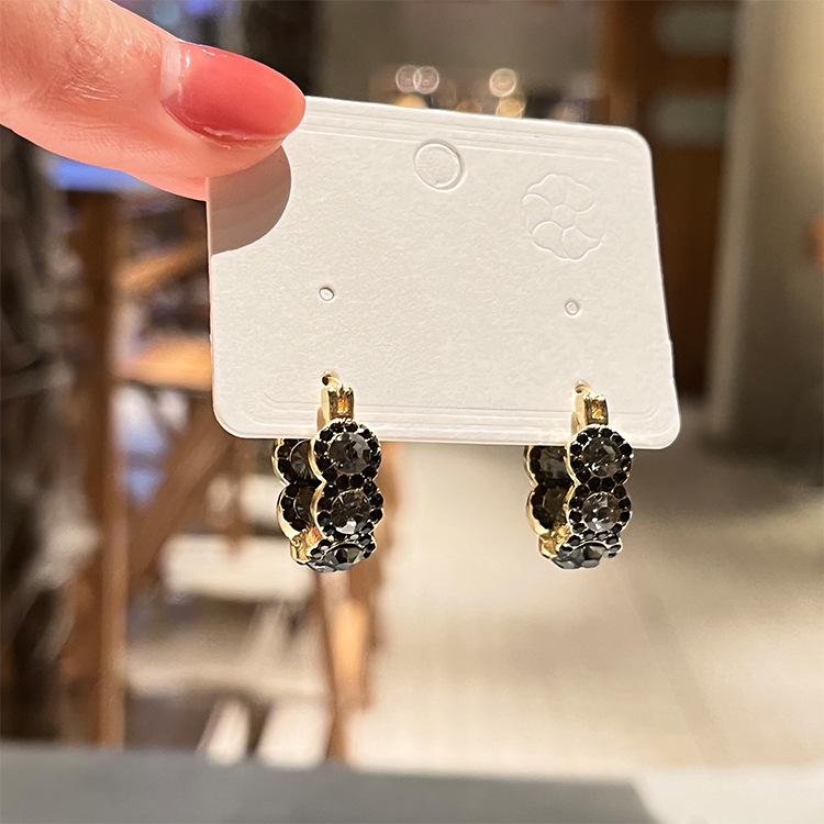 

Korean Style Rhinestone Stud Drop Earrings: Minimalist and Versatile Ear Accessories for Women