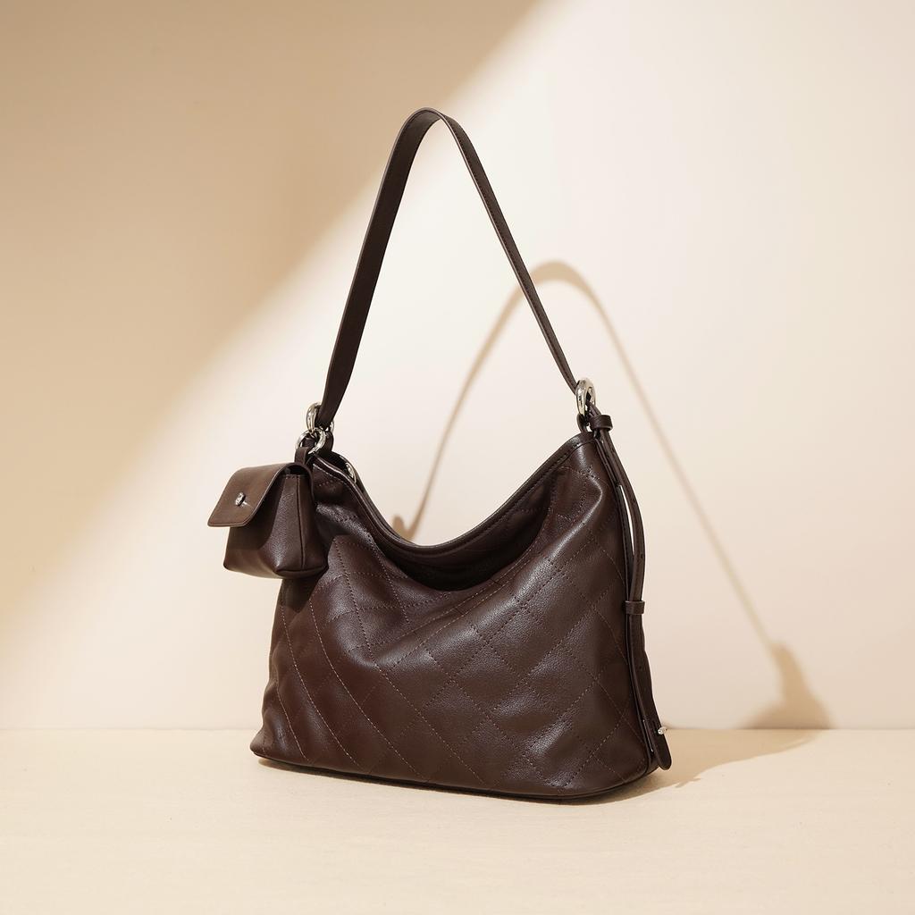Retro Leather One-shoulder Crossbody Bag Large Capacity Commuting Bag Women's Bag Tote Bag Niche Single Shoulder