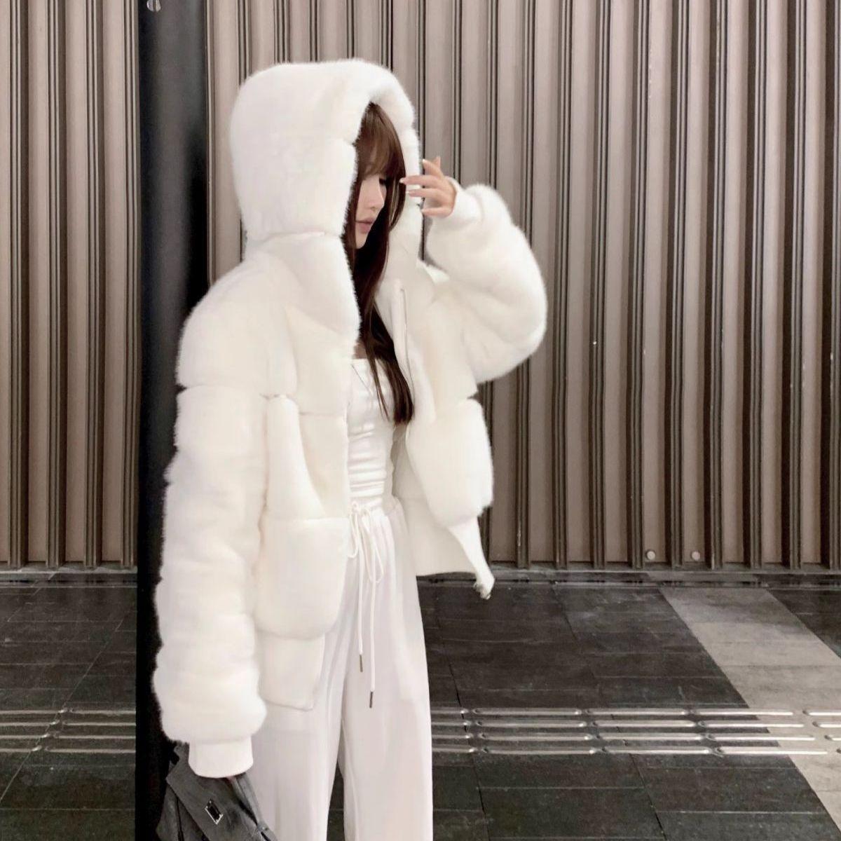 

Новое пальто из искусственного меха кролика выдры, женское короткое осеннее и зимнее пальто из норки, теплое плюшевое пальто с капюшоном L белый