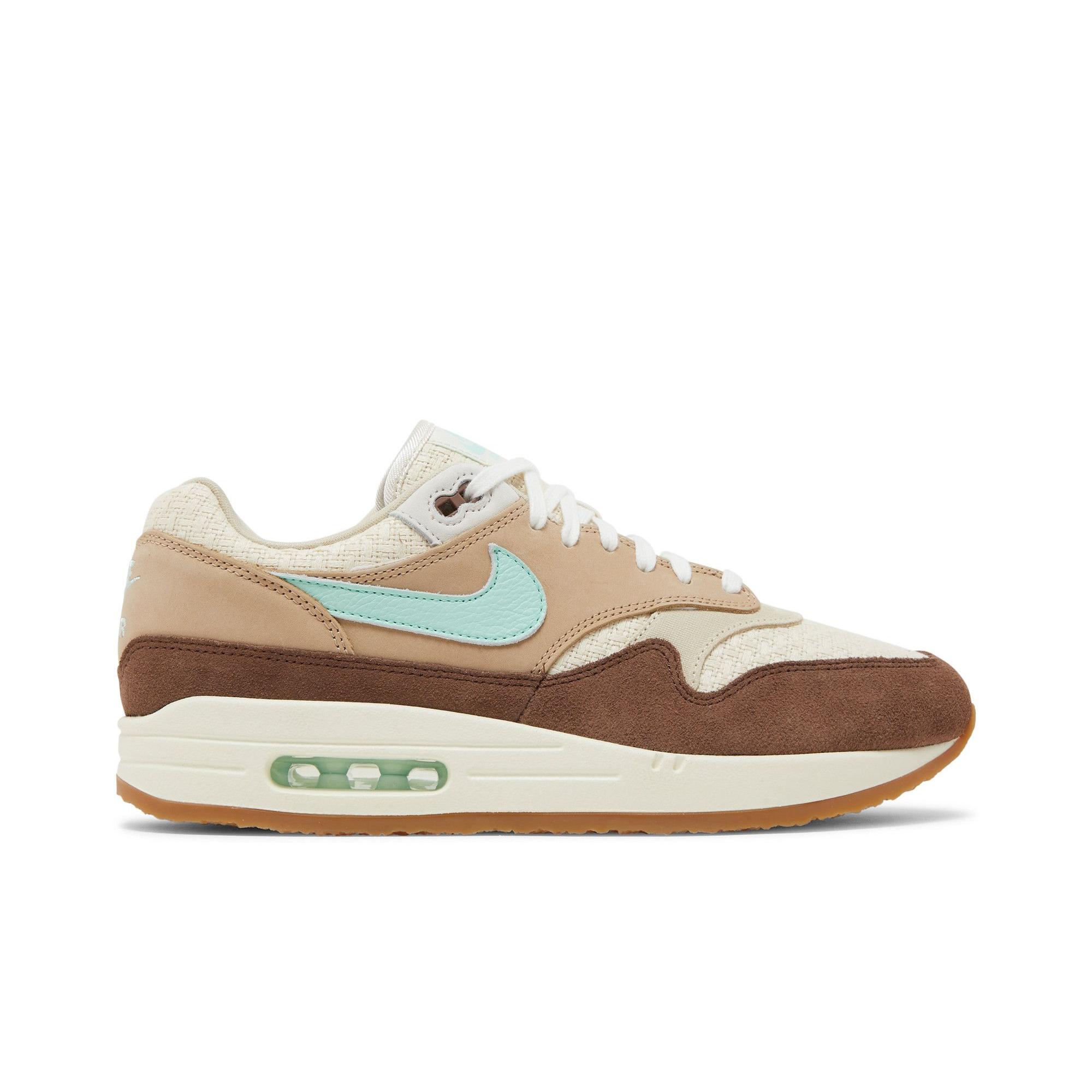 Nike Air Max 1 Retro `Crepe