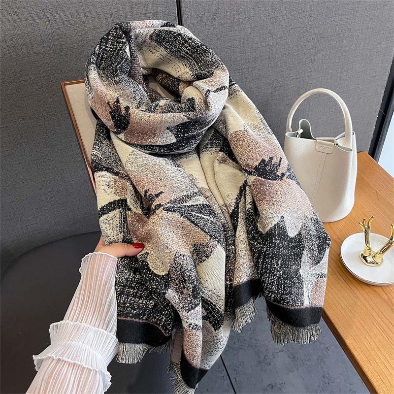 Winter Scarves Soft Warm Cashmere Shawl Thickened Long Tassel Shawl Warm Scarf Fashion Print Design Women Man Scarf Poncho