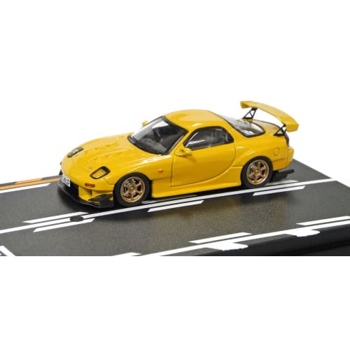 InterAllied Modeler's 1/64 Initial D Set Vol.8: Keisuke Takahashi RX-7 (FD3S) & Kozo Hoshino Skyline GT-R (BNR34) Completed Model (MD64208)