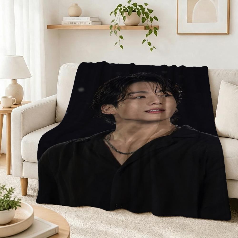 Black Denim Silver Chains Aesthetic Pattern Blanket Ultra Soft Throw Blanket For Living Room Sofa Bedroom Bed Home Party Decor Memorial Gift