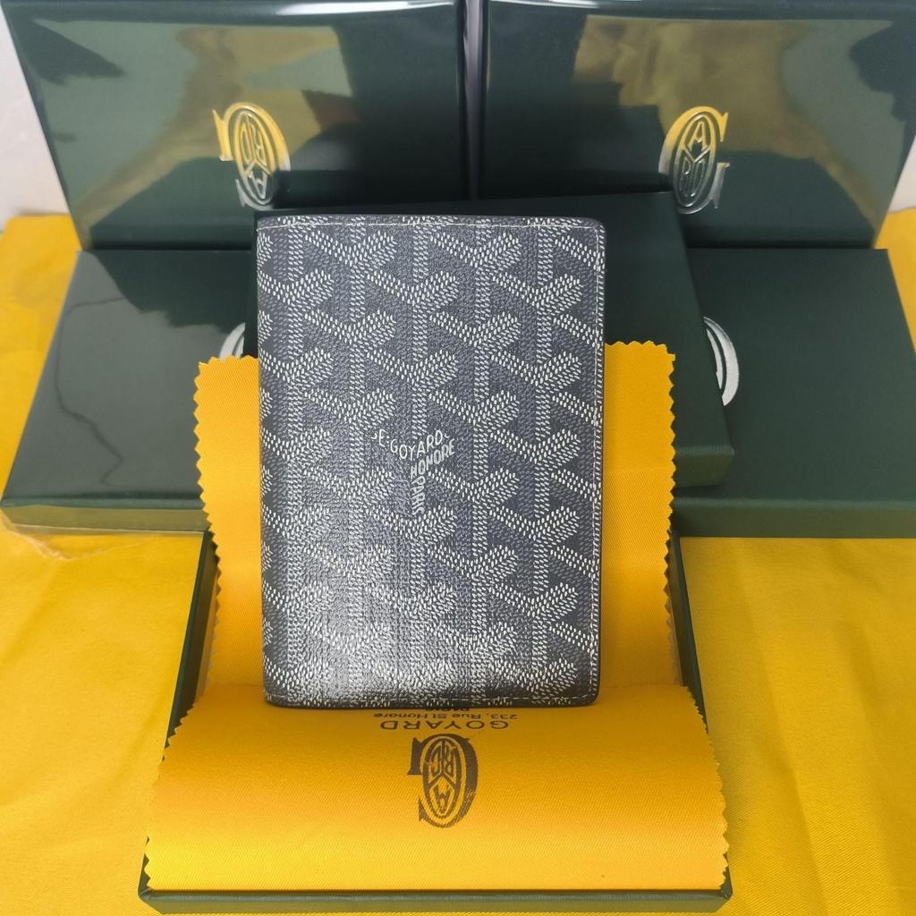 Goya Hundezahn Mode Reisepasshülle mit Kartenfächern und Schutzhülle