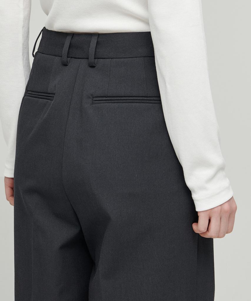 MUSINSA STANDARD WOMAN Women'S Wide Bermuda Half Slacks [Gray]
