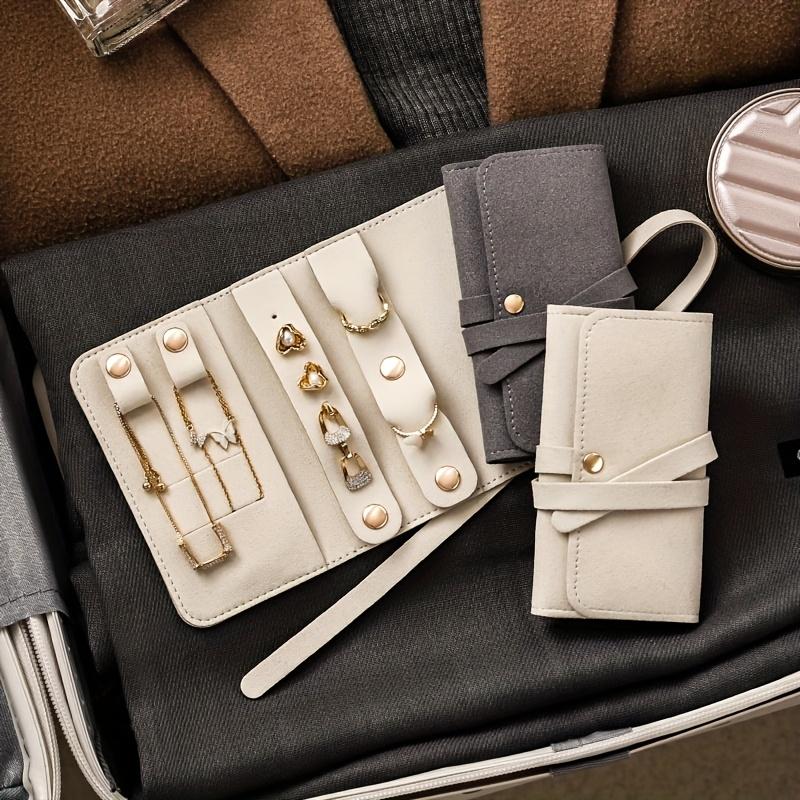 

Three Packs, Ultra Thin Mini Portable Jewelry Box, Foldable Necklace Storage Bag with Pendant Hook, Jewelry Ring Earring Protection Case, 3pcs рожевий