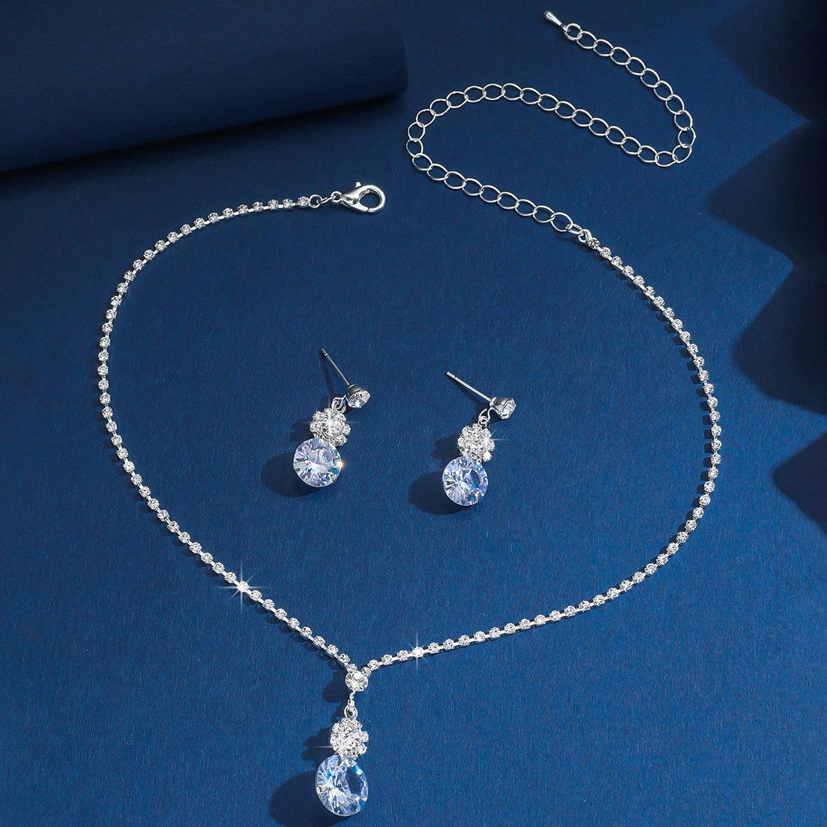 

Ожерелье с кисточками из горного хрусталя, сексуальная цепочка на шею, легкие роскошные свадебные серьги, свадебные аксессуары, вечернее платье, комплект аксессуаров