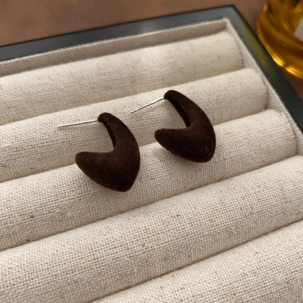 Burgundowe aksamitne geometryczne kolczyki sztyfty - Francuski design retro