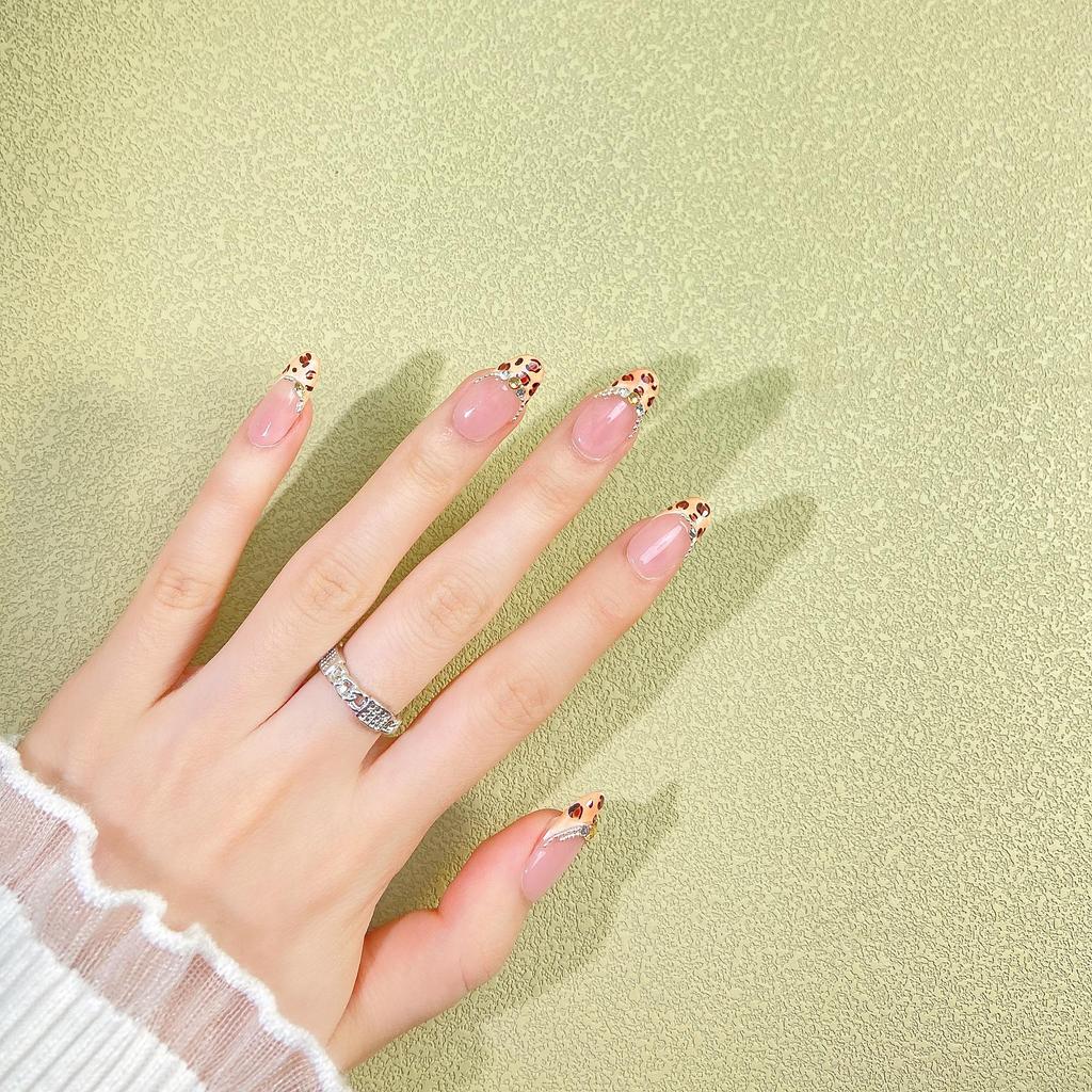 Handmade Nude Pink Leopard Print Rhinestone Nail Tips - Light Luxury, Eye-Catching & Shiny Manicure