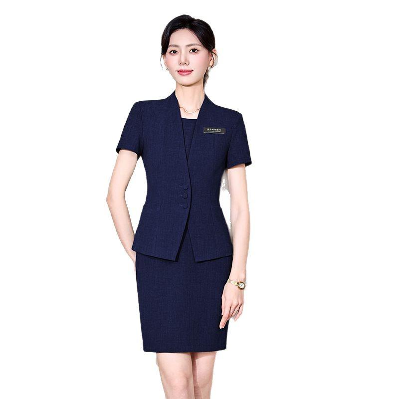 Women's Gray Summer Suit Set: Short-Sleeved Professional Attire for Hotel Front Desk or Jewelry Store