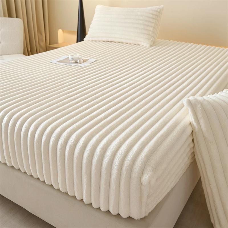 3PC Bedding Set Winter Warm Fur Plush Fitted Sheet Elastic Mattress Cover Fluffy Fleece Bed Linens Fluffy Plush Bed Sheet Thicken Mattress Protector