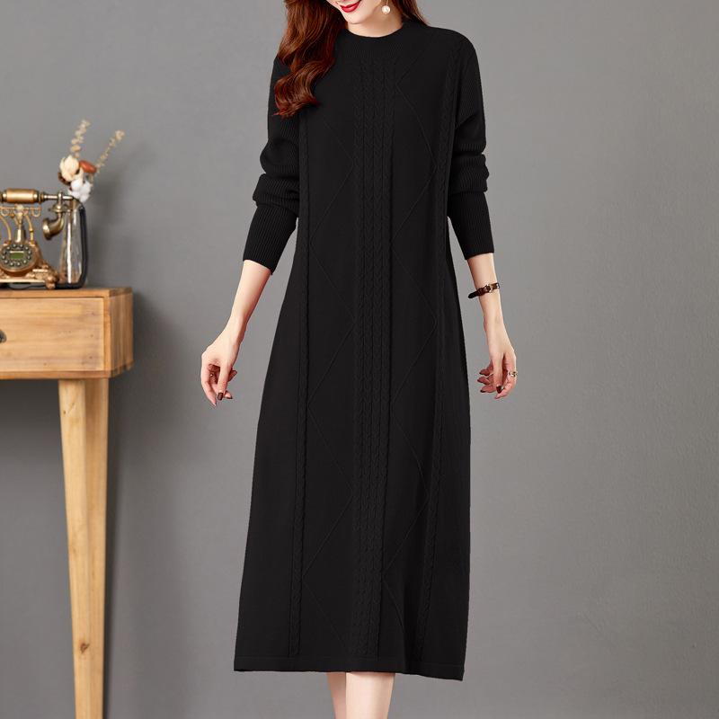Mom autumn dress large size temperament dress long sweater mid-autumn and winter versatile loose backing skirt thick
