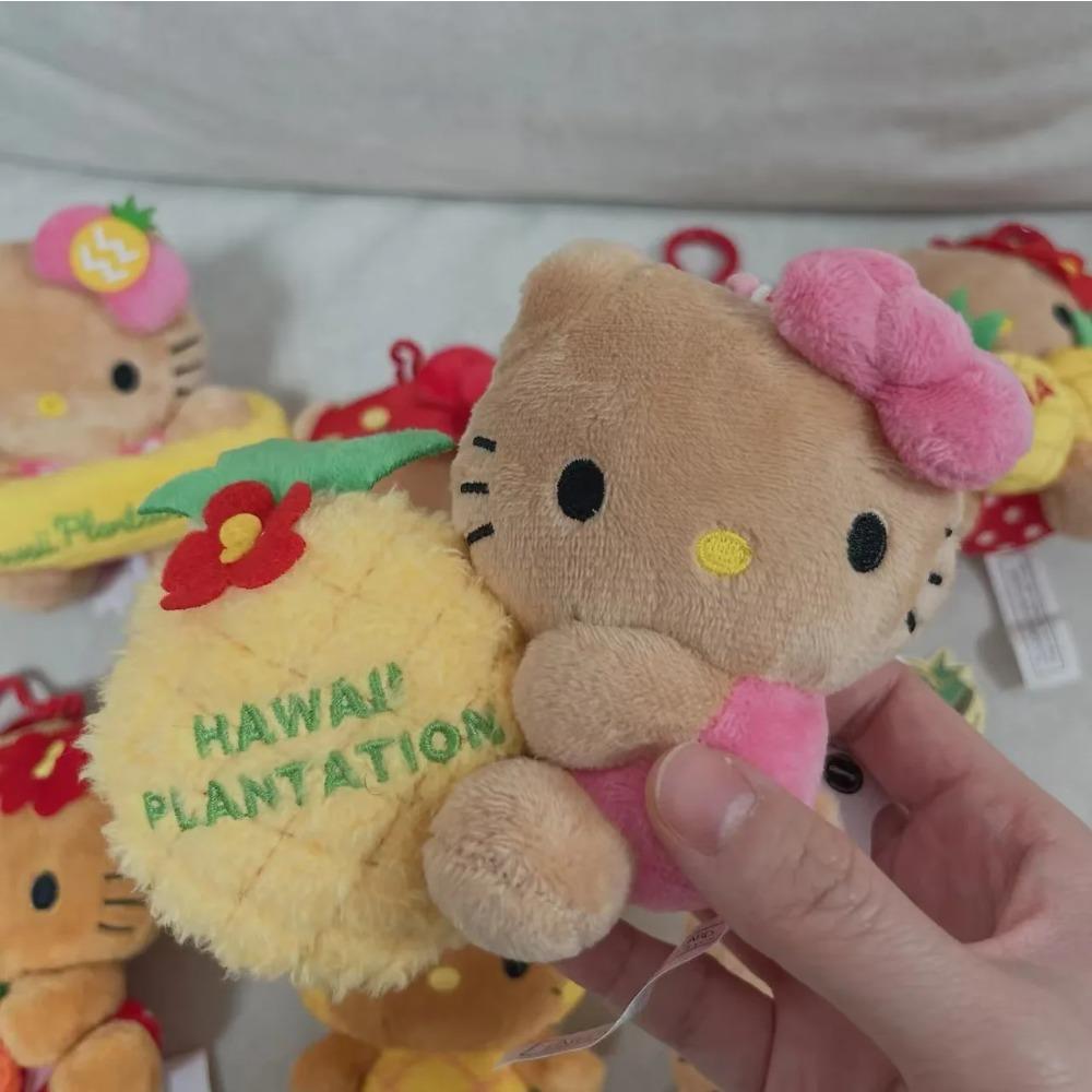 Hello Kitty Hawaii Portachiavi Peluche Ananas Pelle Nera Kitty Cerchio Galleggiante Bambola Peluche Ciondolo Decorazione Borsa Kawaii Regali per le Feste