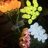 Flores Artificiales Tulipanes LED, Ramo Brillante de Mano con Pétalos Suaves, Tallo Flexible Luz Ambiental, Regalo Romántico Decoración del Hogar Dormitorio Ambiente