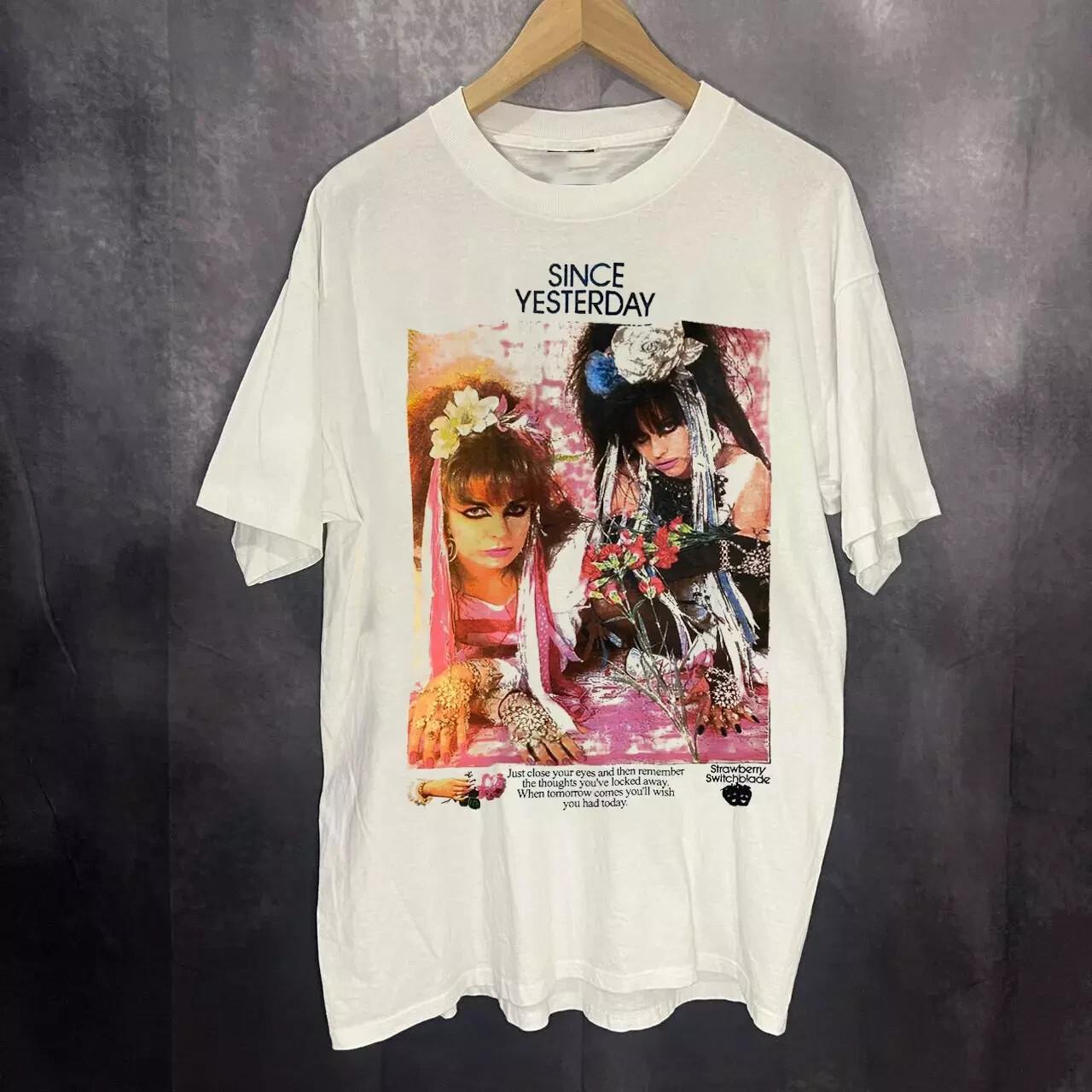 Strawberry Switchblade Band Gift For Fan S to 5XL T-shirt L