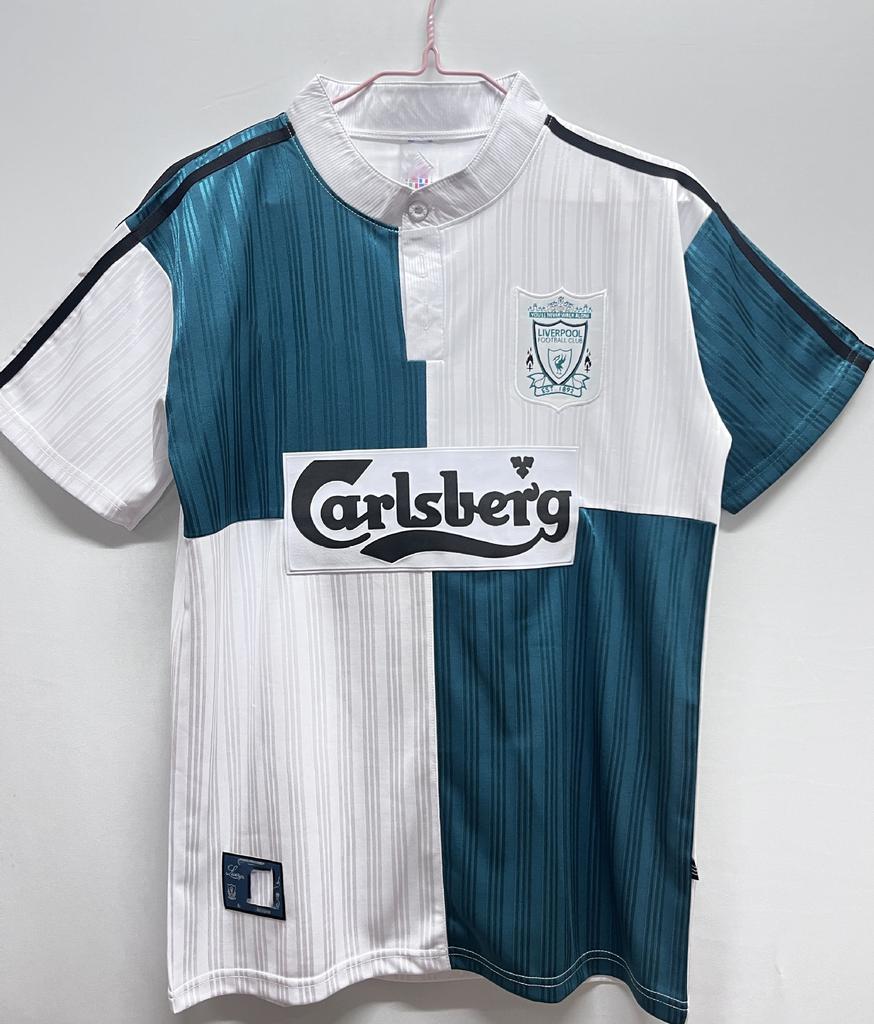 Source: Retro football uniform: Brazil-Real Madrid-Manchester United nostalgic version short-sleeved jersey