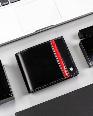 Large, Elegant Men's Wallet Made of Natural Leather - Rovicky