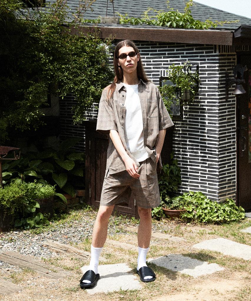 INSTANTFUNK Ms. Pintuck Shorts - Brown Check