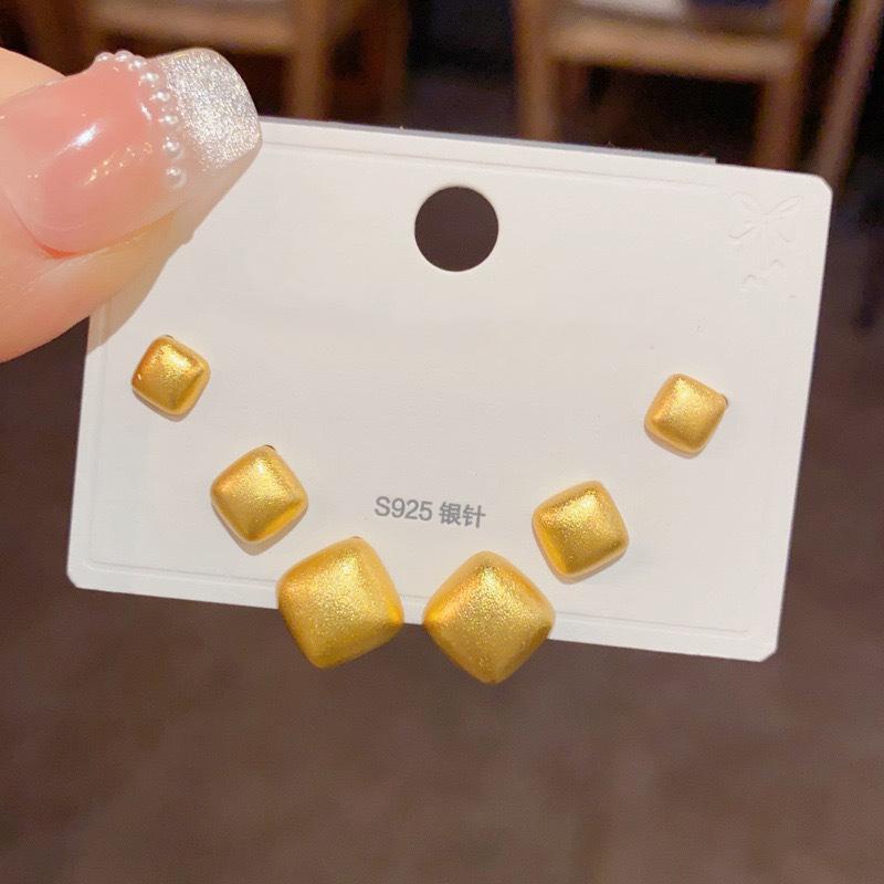 Cartoon geometric earrings light luxury fashion versatile stud earrings temperament versatile high sense niche design earrings