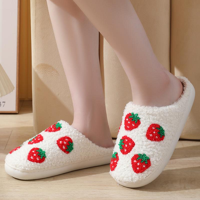 Winter Cute Smiley Face Strawberry Cotton Slippers Household Indoor Non-slip Warm Slippers Autumn and Winter Couple