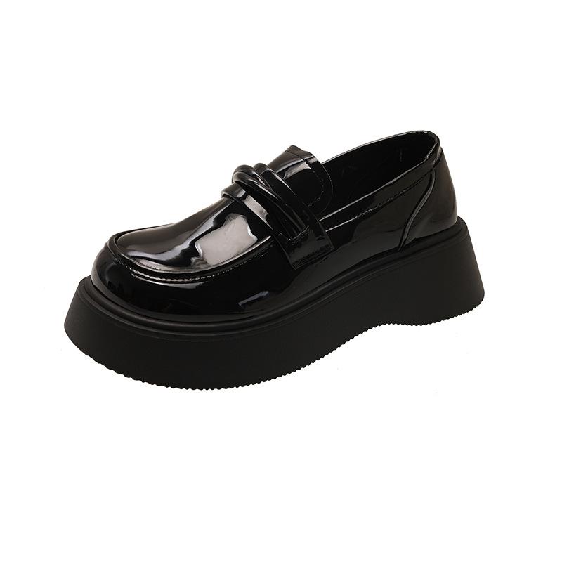 Thick-soled Black Loafers, Versatile Small Leather Shoes for Women's 2025 Spring and Autumn New French Retro Jk Single Shoes