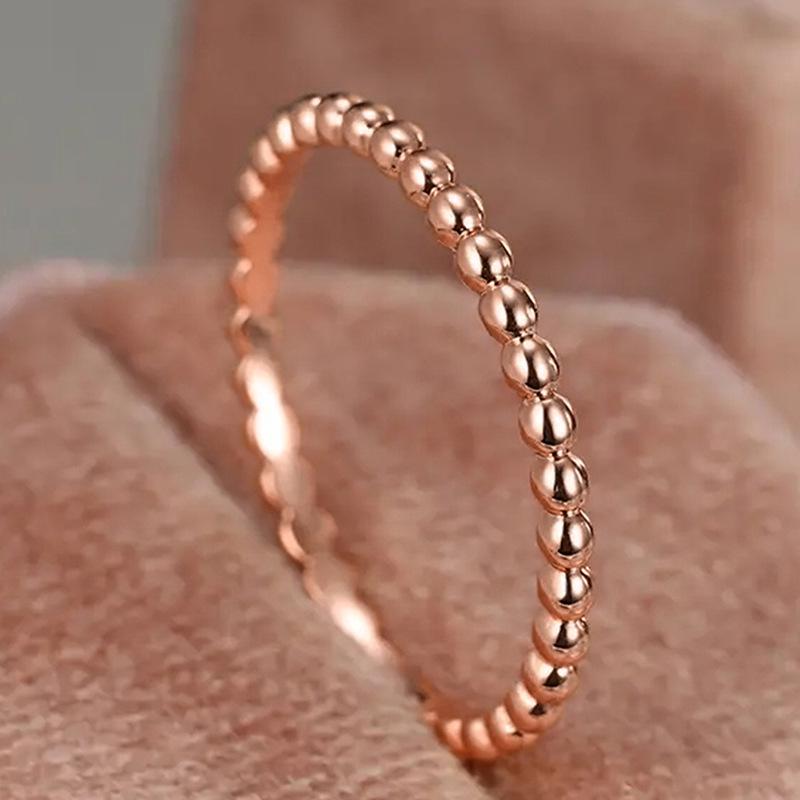 Cao Shi's Elegant Women's Minimalist Stacked Ring - Sleek, High-End, Low-Key Index Finger Jewelry