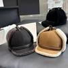 Chapéus e gorros – Bonés e boinas