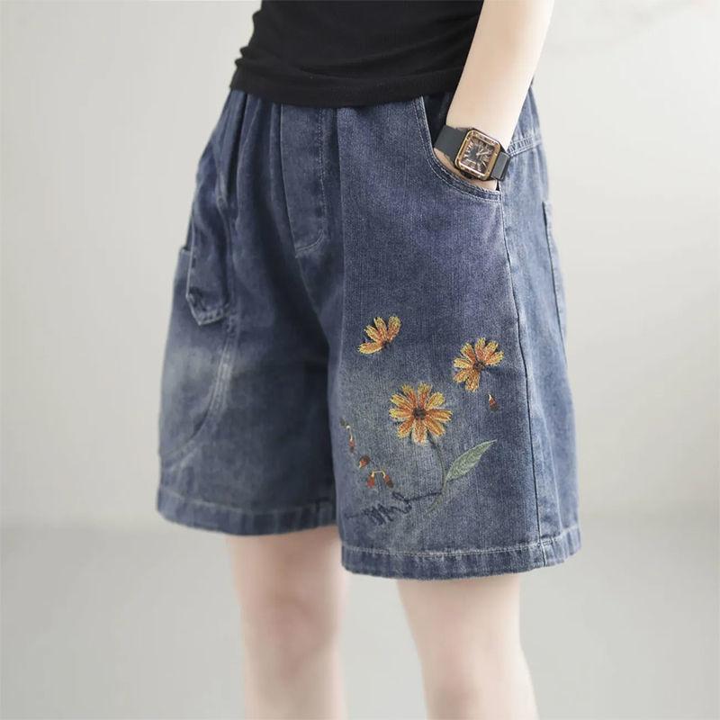 Vintage Style Big Pocket Denim Shorts Female Summer Fashion Embroidery Casual High Waist Short Pants Women 2025